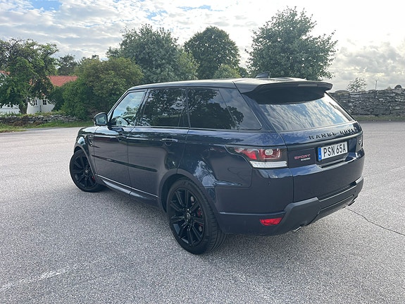 Land Rover Range Rover Sport 9 of 21