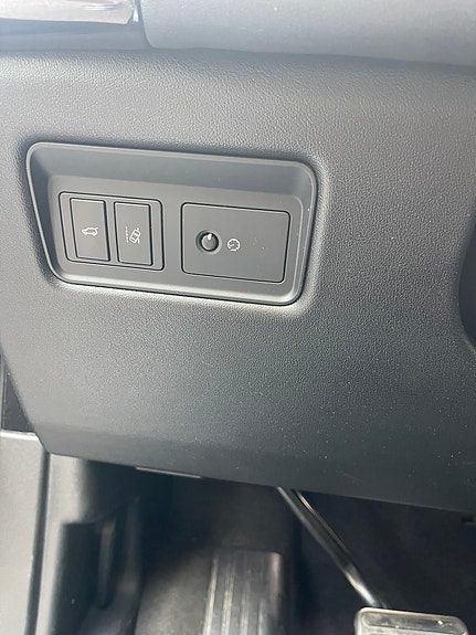 Land Rover Range Rover Sport 19 of 21