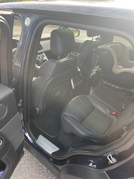 Land Rover Range Rover Sport 17 of 21