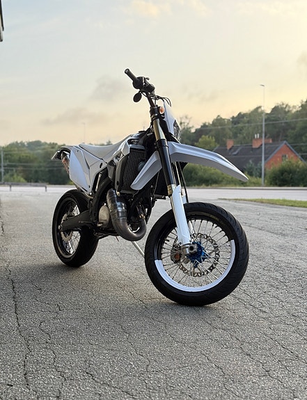 Sherco 125 se-r 2 of 5