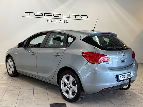 Opel Astra 5 of 5