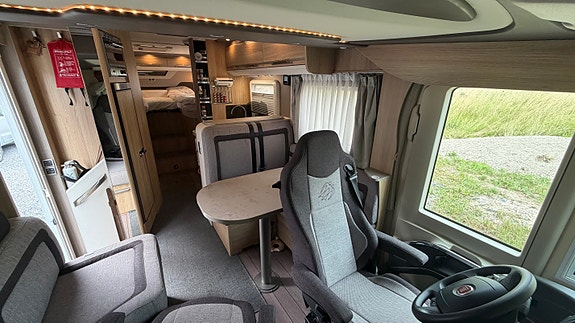 Knaus Sky I 700 2 of 12