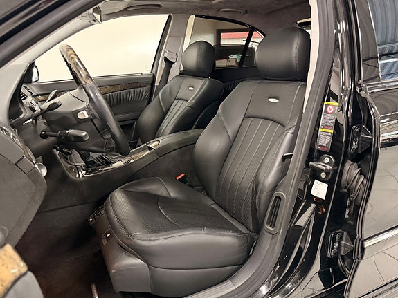 Mercedes-Benz E55 19 of 30