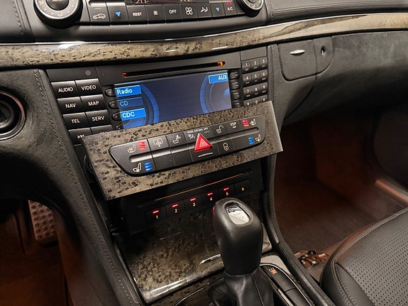 Mercedes-Benz E55 27 of 30