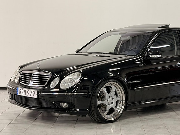 Mercedes-Benz E55 5 of 30