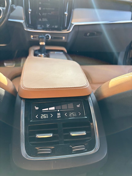 Volvo V90 11 of 13