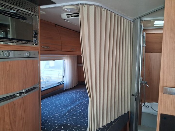 Bürstner Aviano 12 of 19