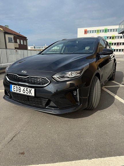 Kia Ceed 5 of 8