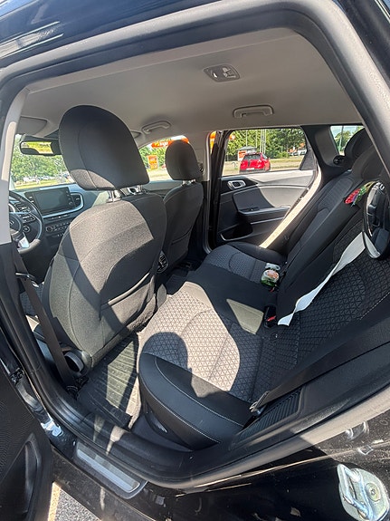 Kia Ceed 3 of 8