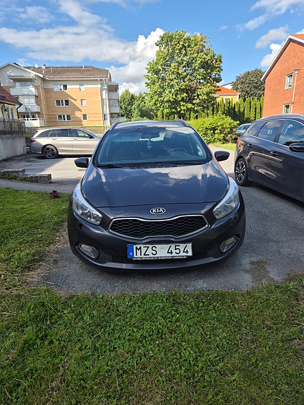 Kia Ceed 3 of 5