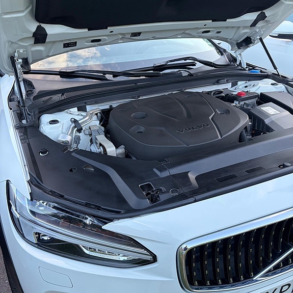 Volvo V90 Cross Country 5 of 5
