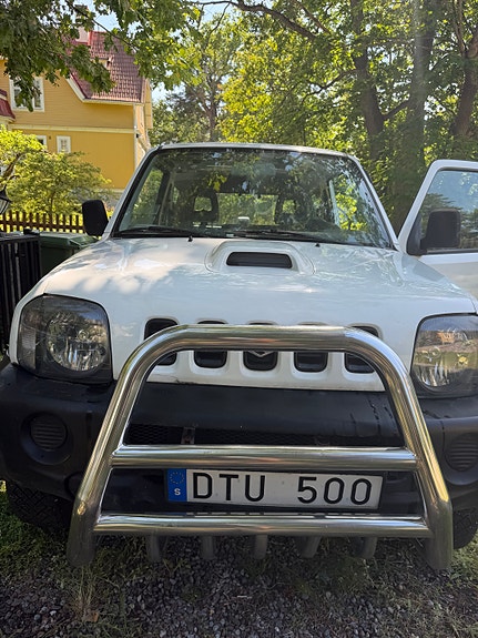 Suzuki Jimny 11 of 15