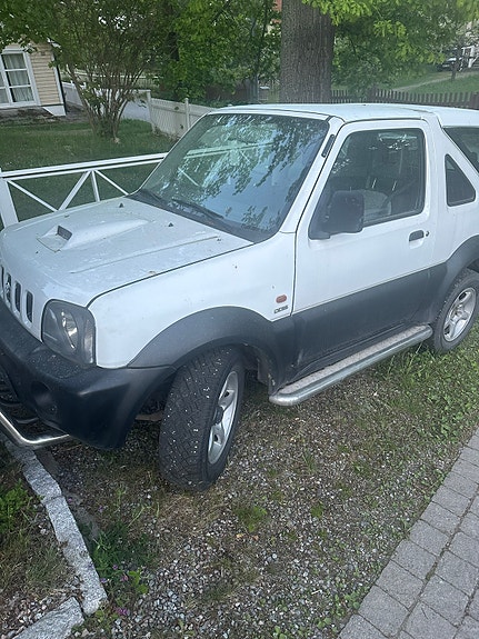 Suzuki Jimny 4 of 15