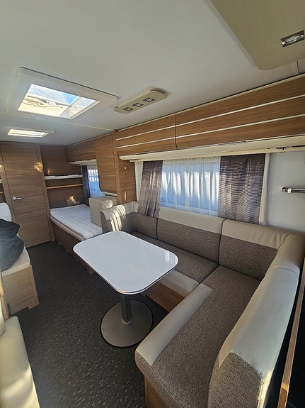 Adria Adora 613 Ht 7 of 14
