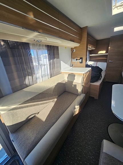 Adria Adora 613 Ht 8 of 14