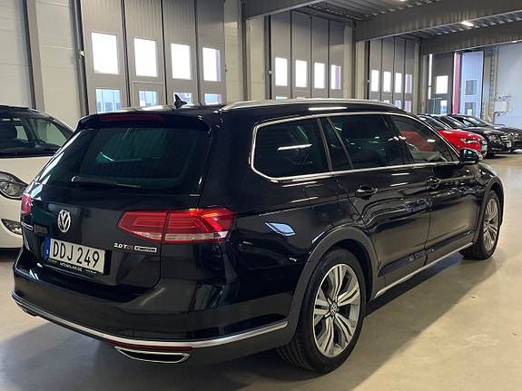 Volkswagen Passat Alltrack 5 of 5