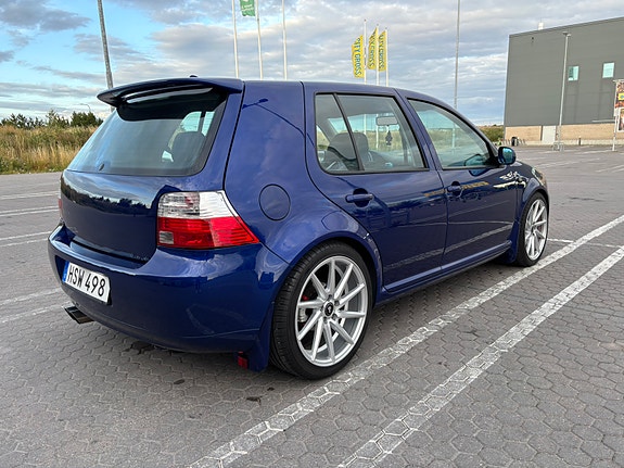 Volkswagen Golf IV 2 of 5