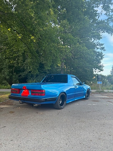 Volvo 740 3 of 6