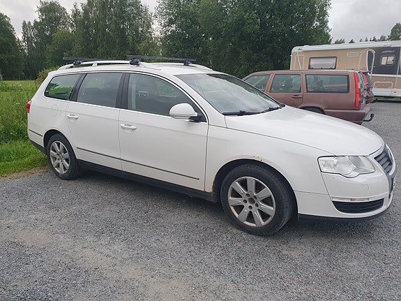 Volkswagen Passat 4 of 5
