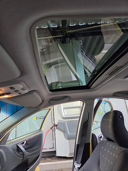 Volvo S60 7 of 16