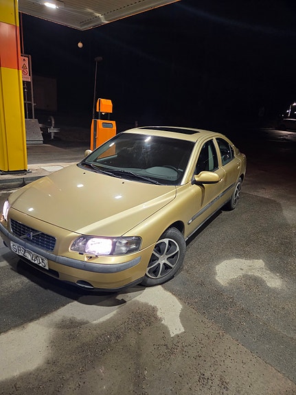 Volvo S60 16 of 16