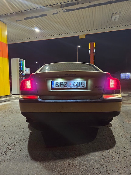 Volvo S60 15 of 16
