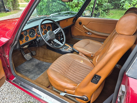 Triumph Stag 4 of 5