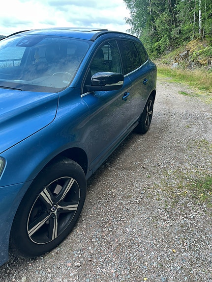 Volvo XC60 3 of 3