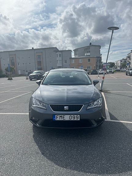 Seat Leon 2 of 7