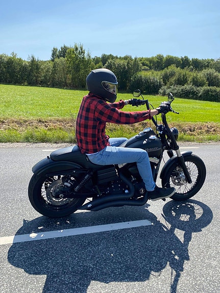 Harley-Davidson Street Bob 2 of 4