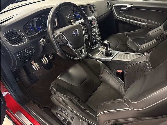 Volvo V60 6 of 25