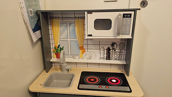 Product image 2 of 9