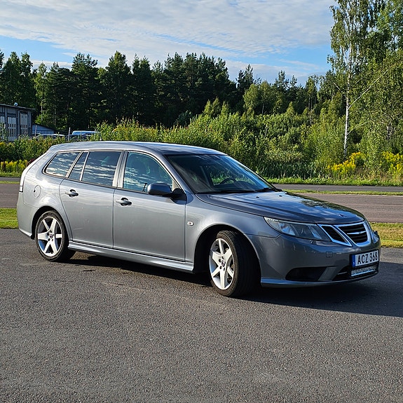 Saab 9-3 3 of 5
