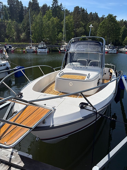 Nimbus Nova 230R diesel - 2009 2 of 7