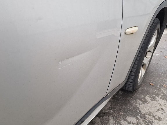 BMW X1 7 of 7