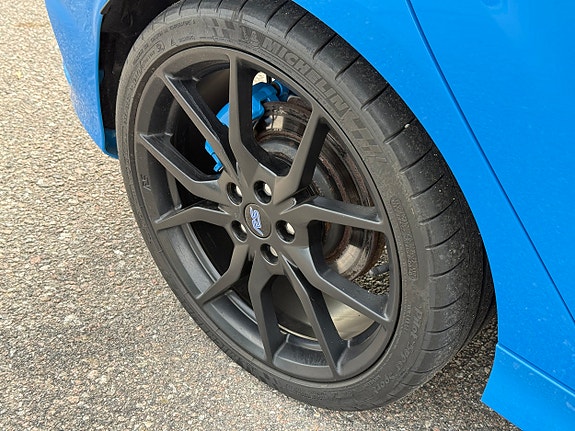 Ford Focus 12 of 30
