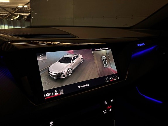 Audi e-tron 15 of 23
