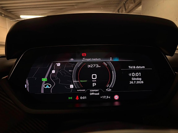 Audi e-tron 12 of 23