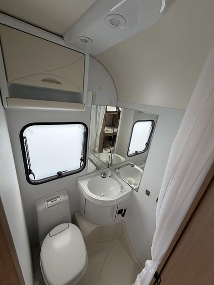 Adria AVIVA 563 PT 8 of 15