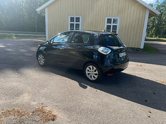 Renault Zoe 4 of 5