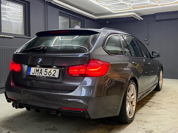 BMW 320d 4 of 21