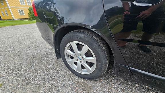 Volvo V70 14 of 16