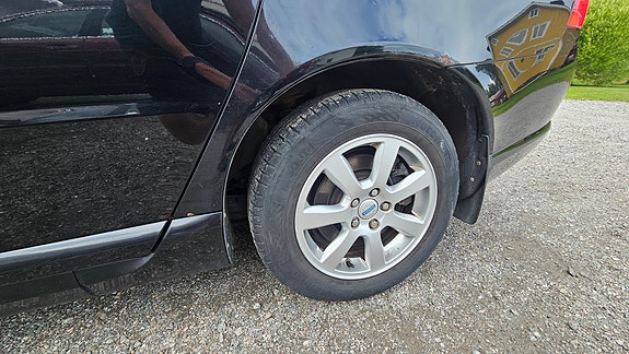 Volvo V70 15 of 16