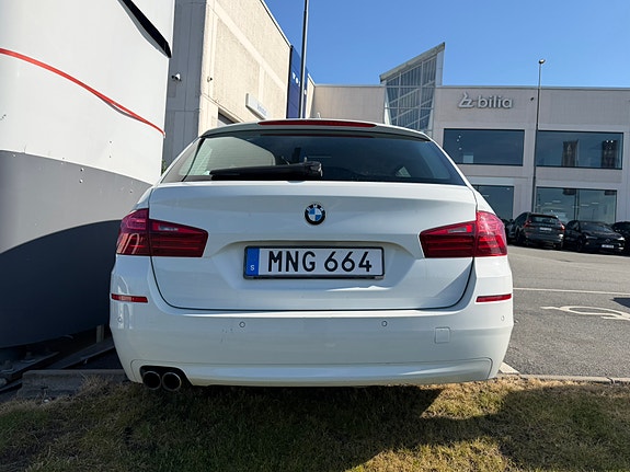 BMW 520d 4 of 8