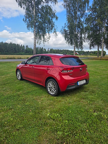 Kia Rio 3 of 5