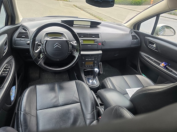Citroen C4 7 of 14