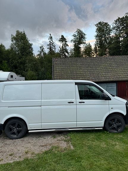Volkswagen Transporter 3 of 5