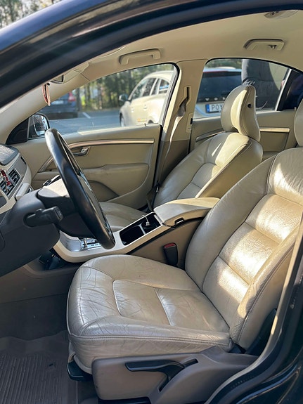 Volvo S80 6 of 7