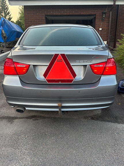 BMW 320d 5 of 13