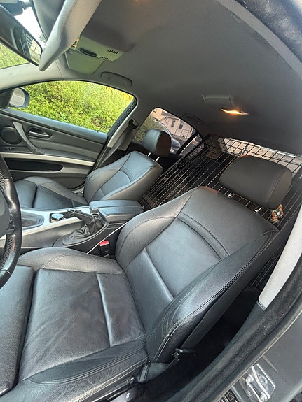 BMW 320d 10 of 13